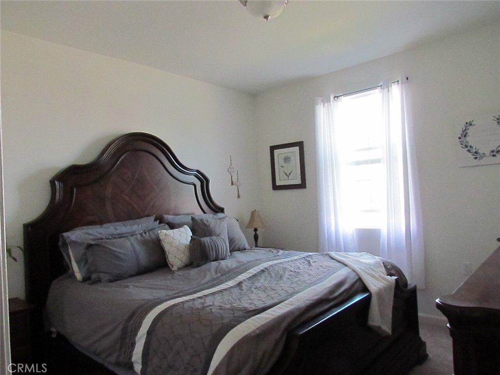 4758 Bellaire, Clovis, CA 93619