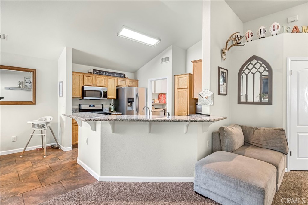 2200 Hanson Ave, Clovis, CA 93611