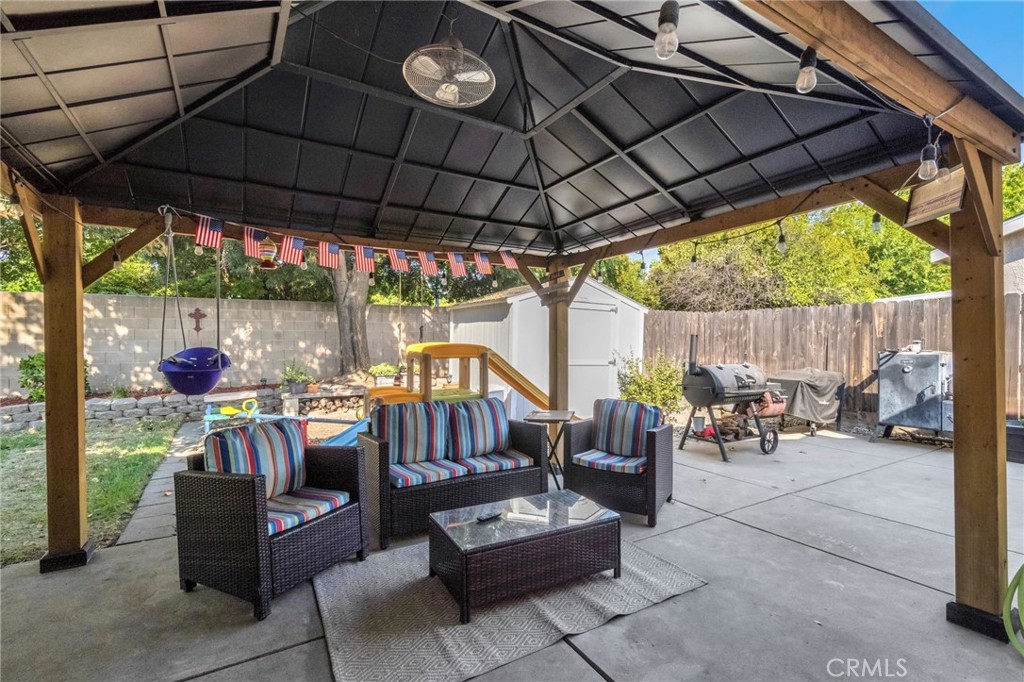 2200 Hanson Ave, Clovis, CA 93611