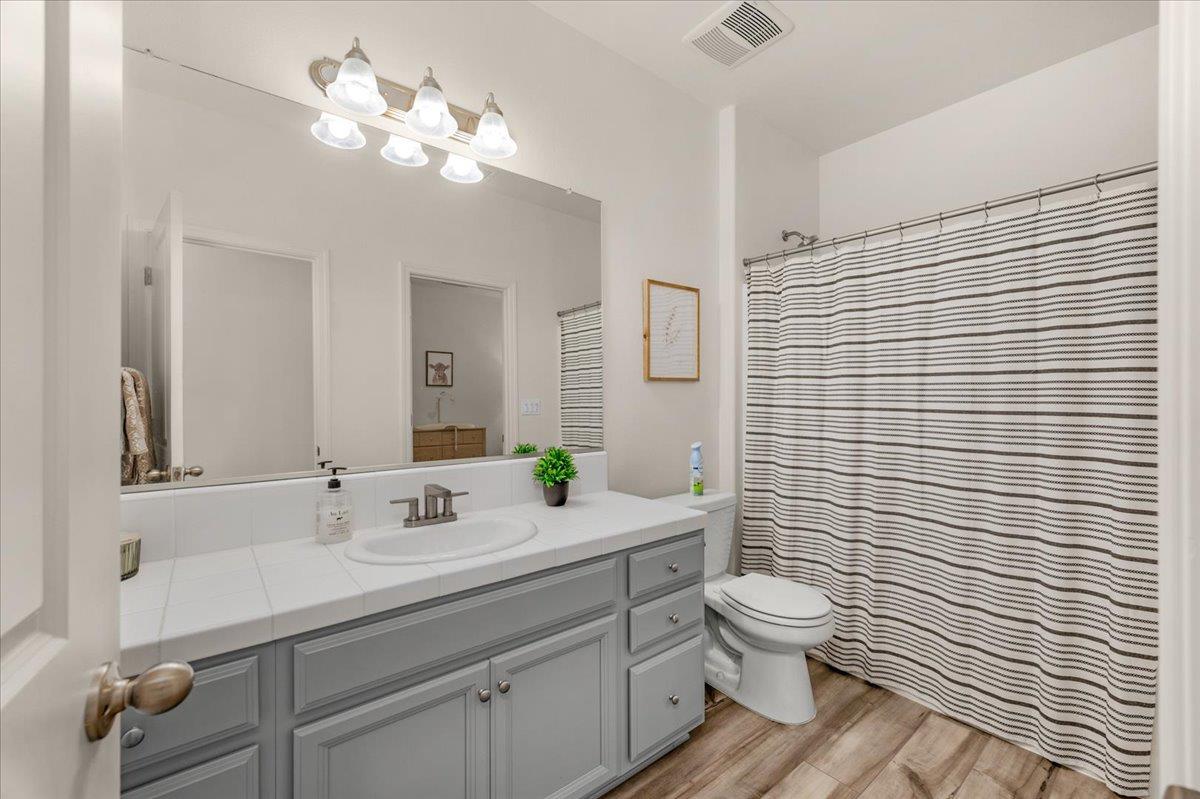 4030 San Jose Ave, Clovis, CA 93619