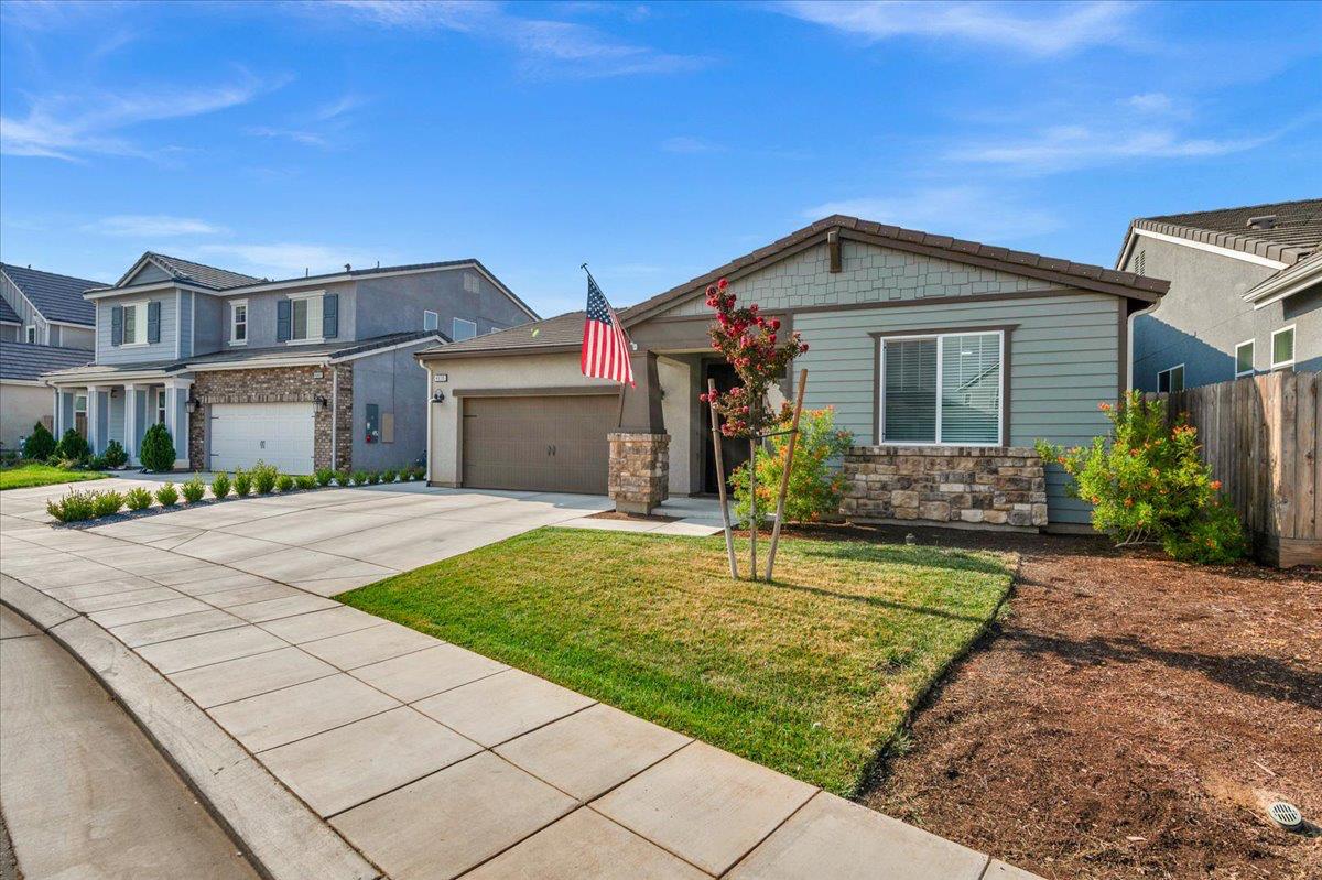 4030 San Jose Ave, Clovis, CA 93619