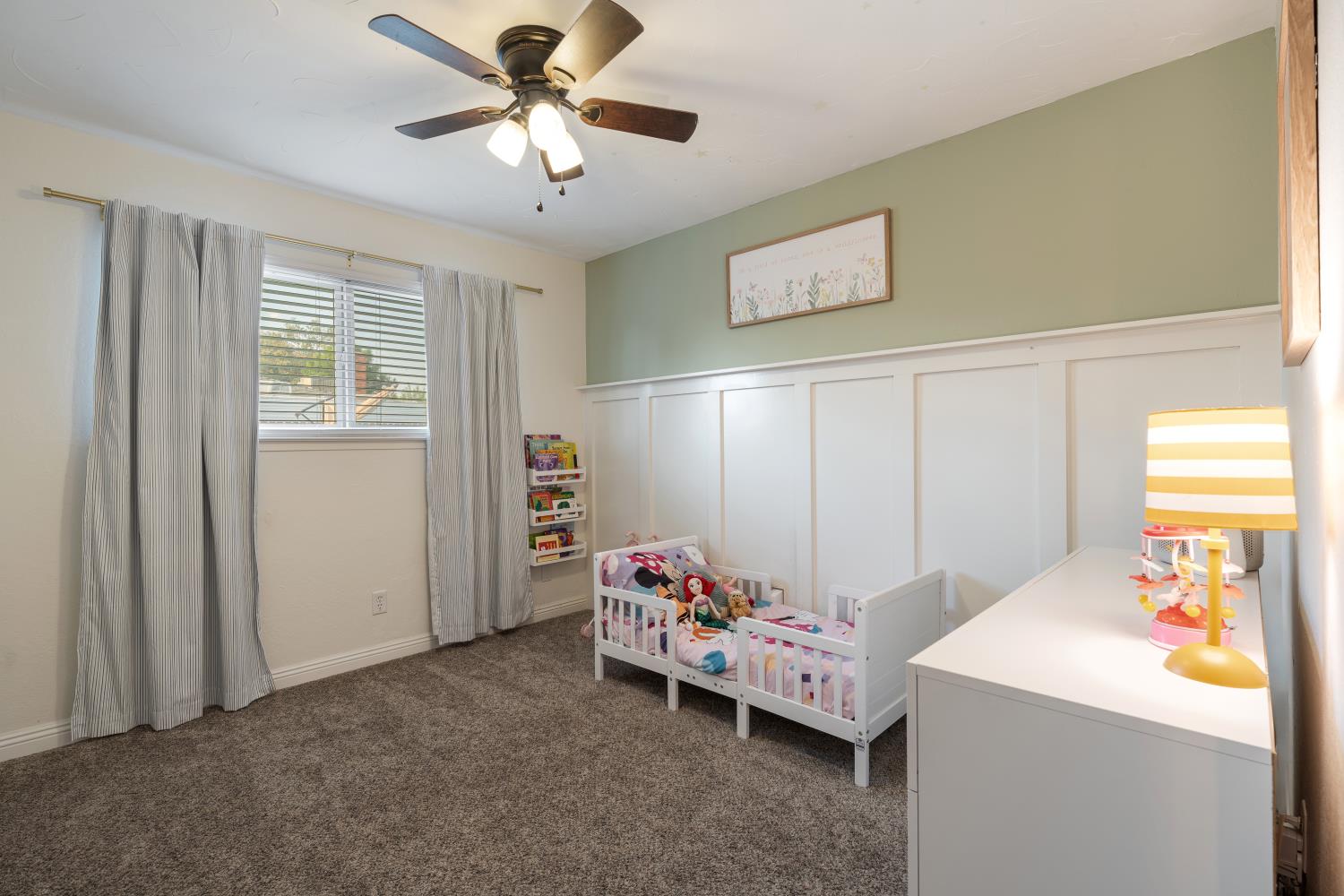 1484 Hampton Way, Clovis, CA 93611