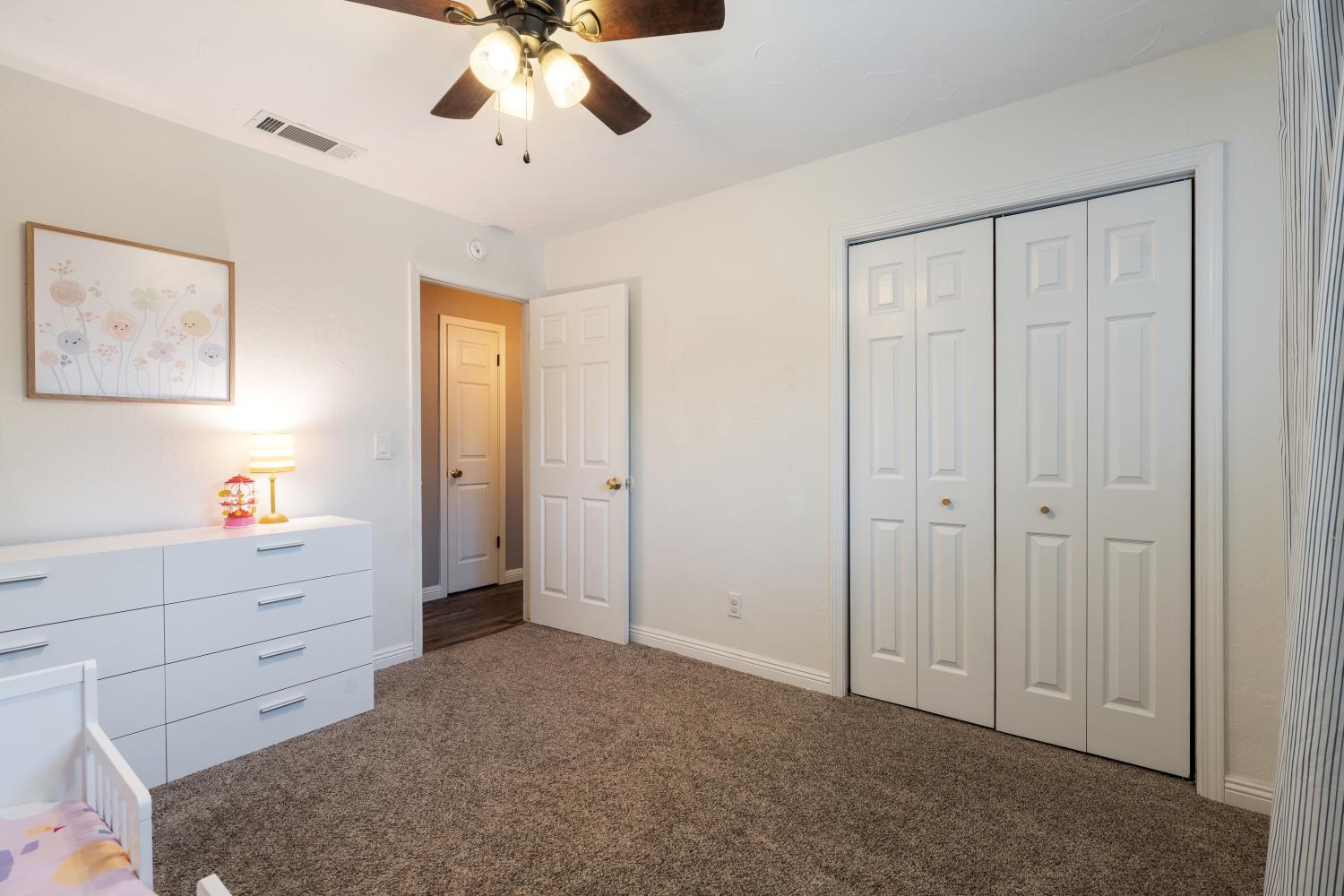 1484 Hampton Way, Clovis, CA 93611