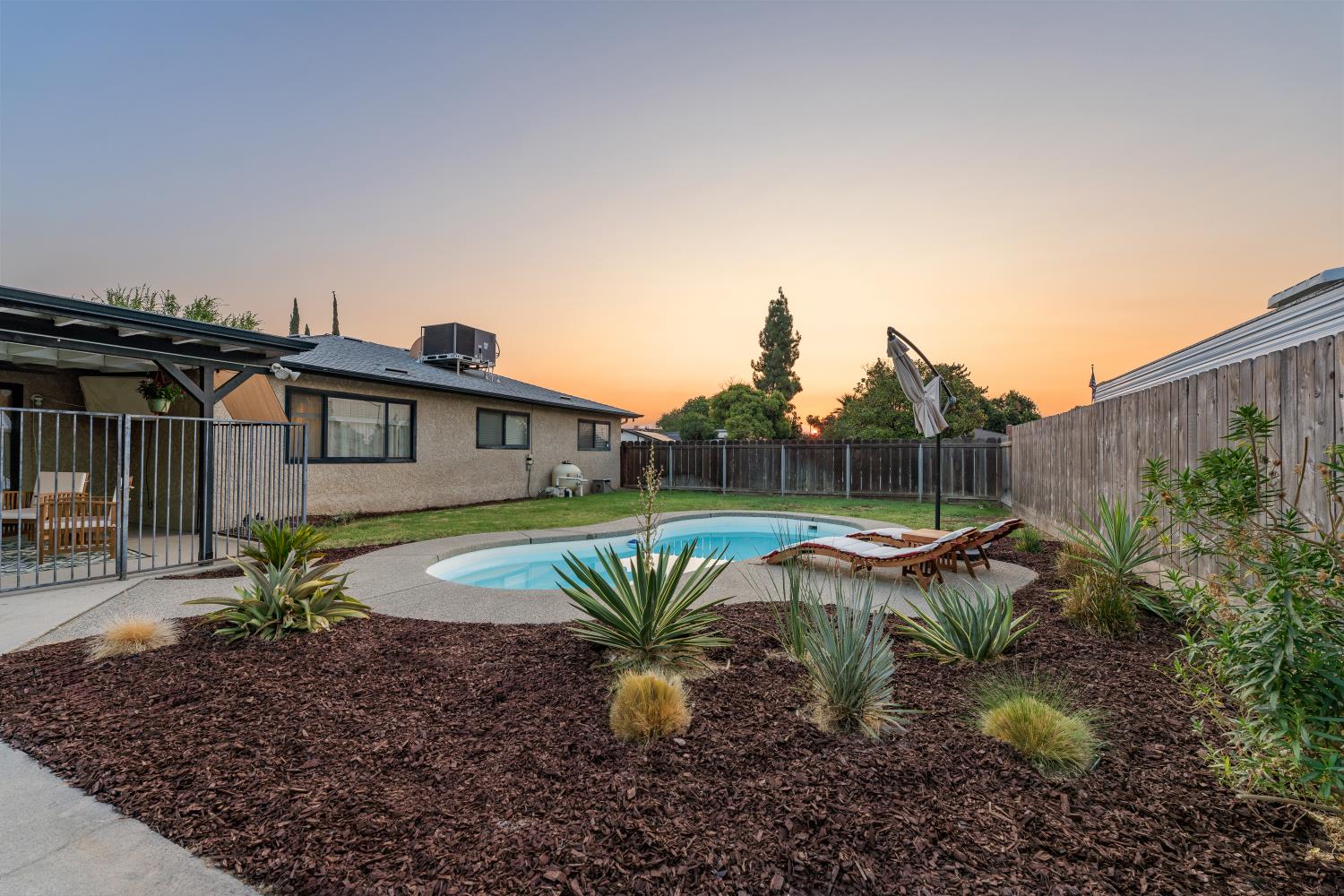 1484 Hampton Way, Clovis, CA 93611