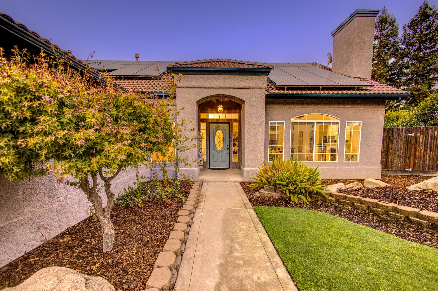 713 Magnolia Ave, Clovis, CA 93611