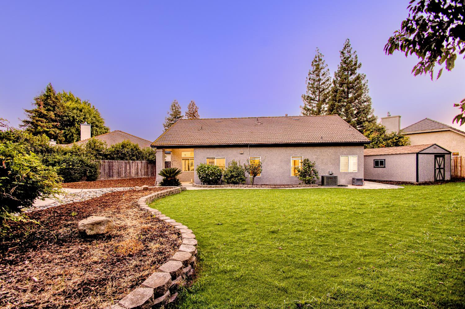 713 Magnolia Ave, Clovis, CA 93611