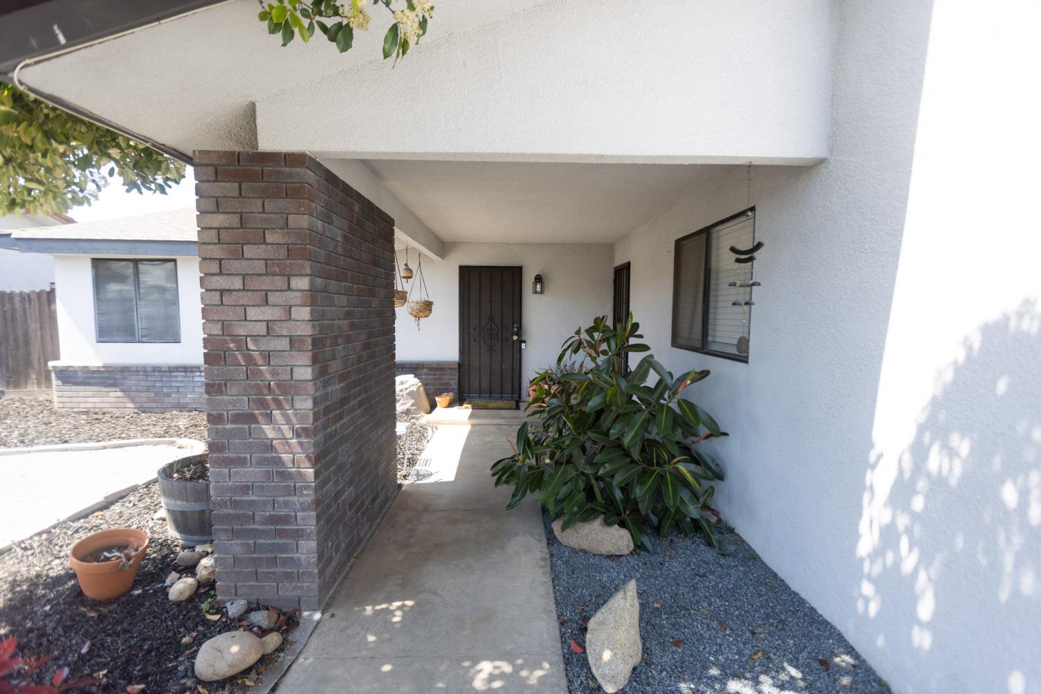 3460 Phillip, Clovis, CA 93612