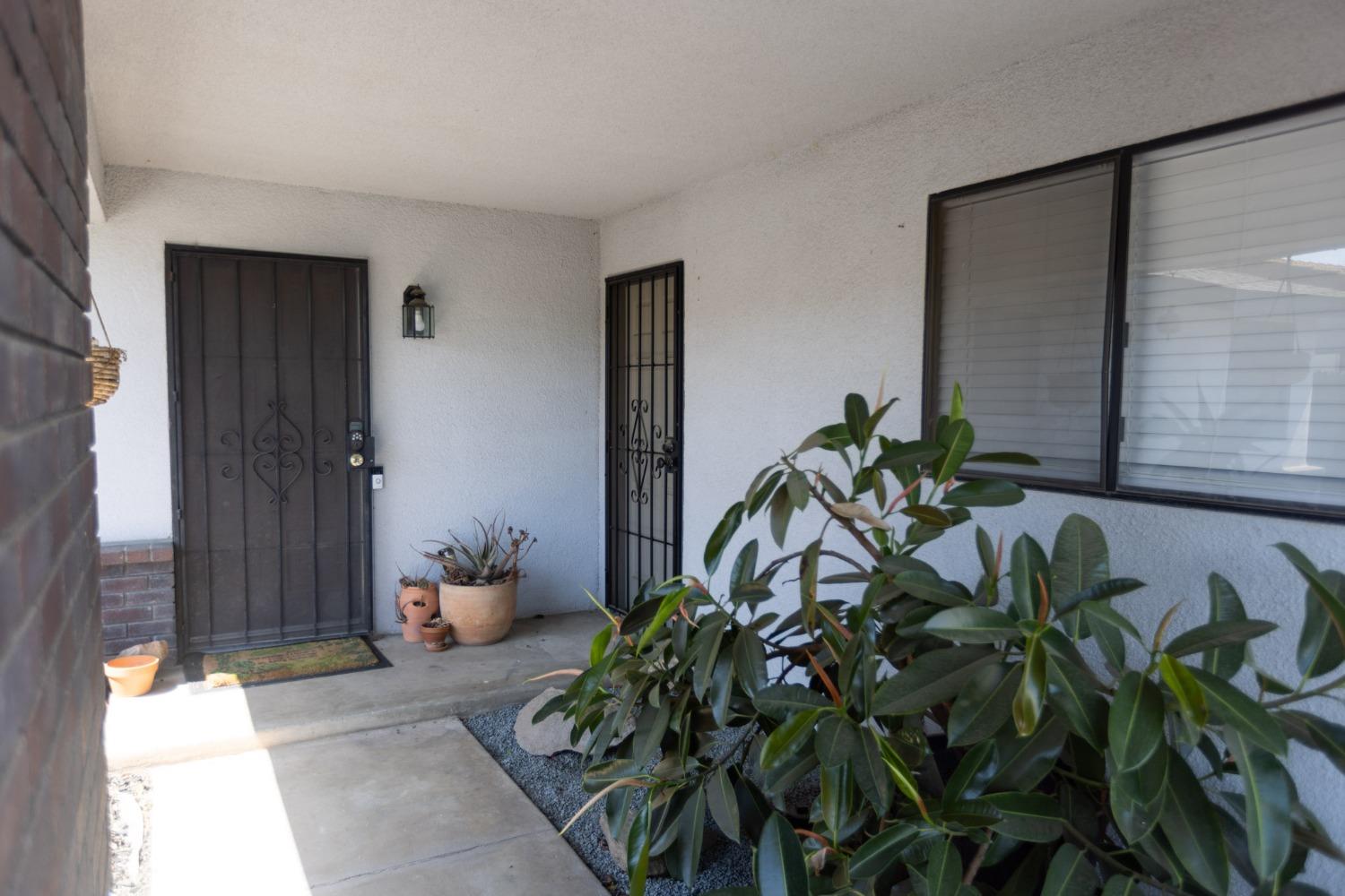 3460 Phillip, Clovis, CA 93612
