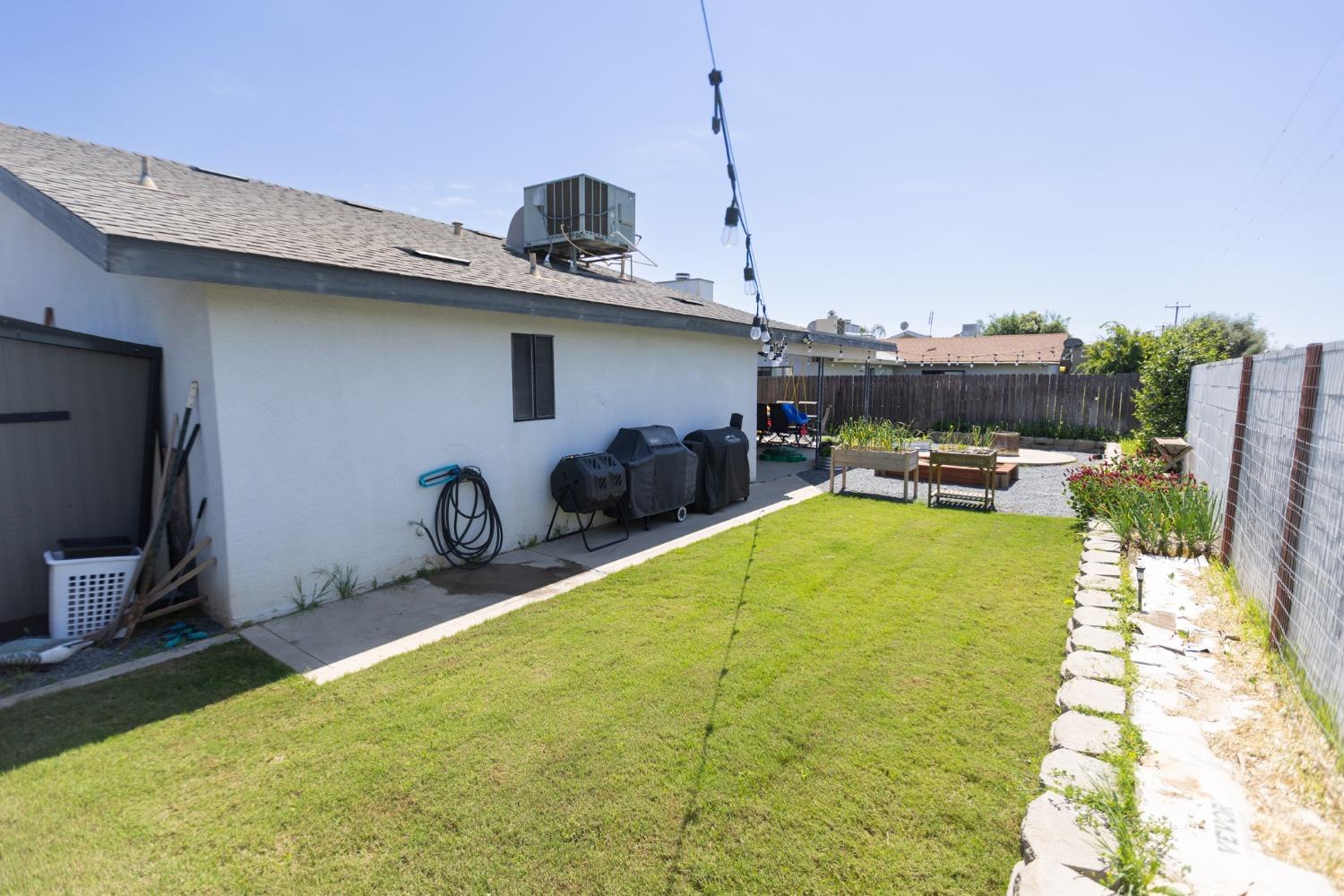 3460 Phillip, Clovis, CA 93612