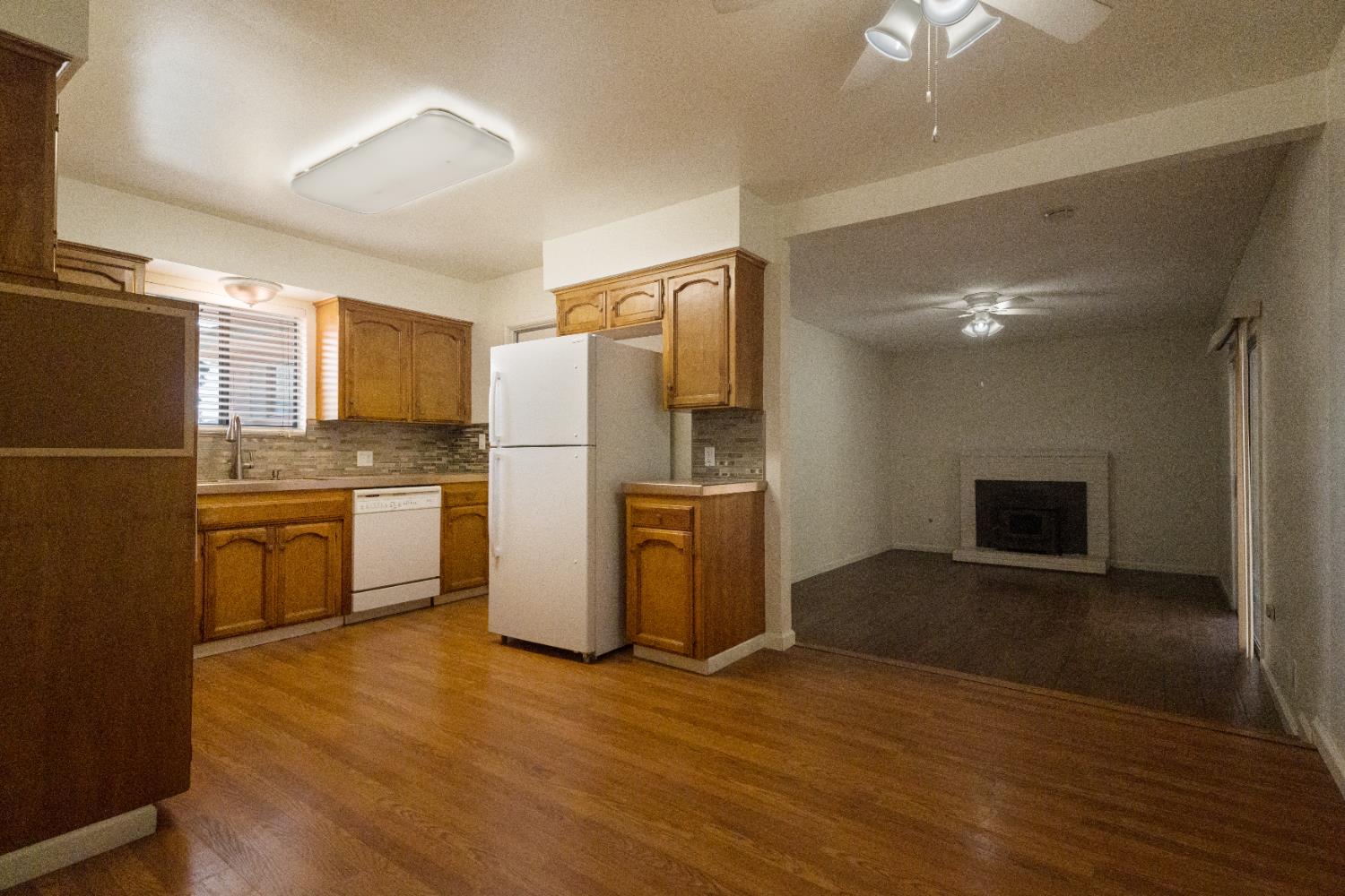 2739 Fine Ave, Clovis, CA 93612