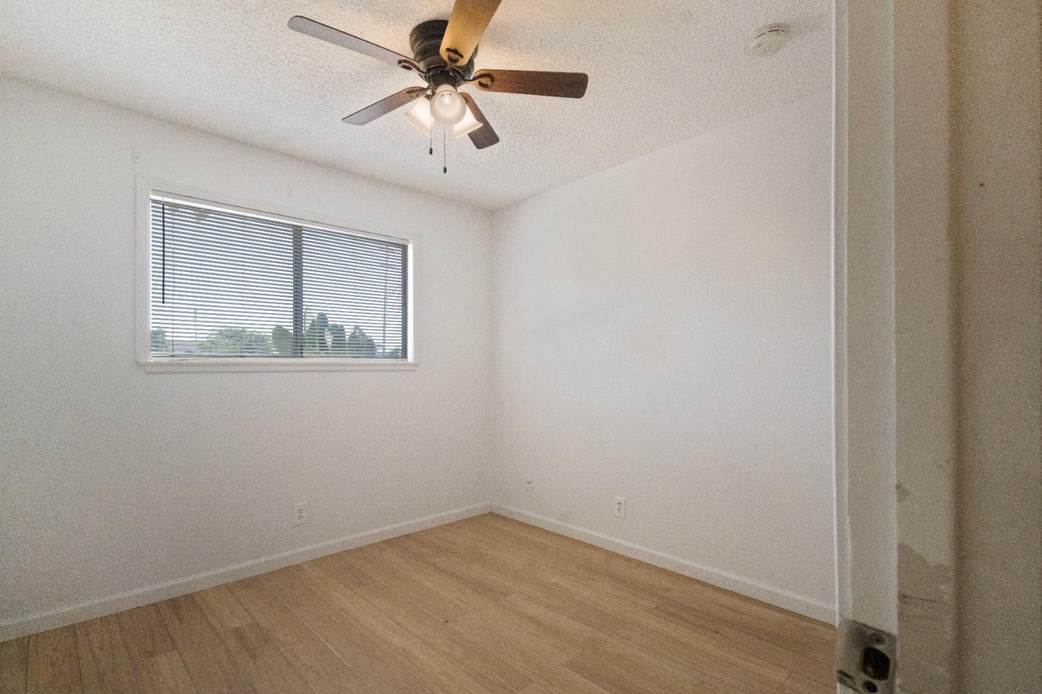2739 Fine Ave, Clovis, CA 93612