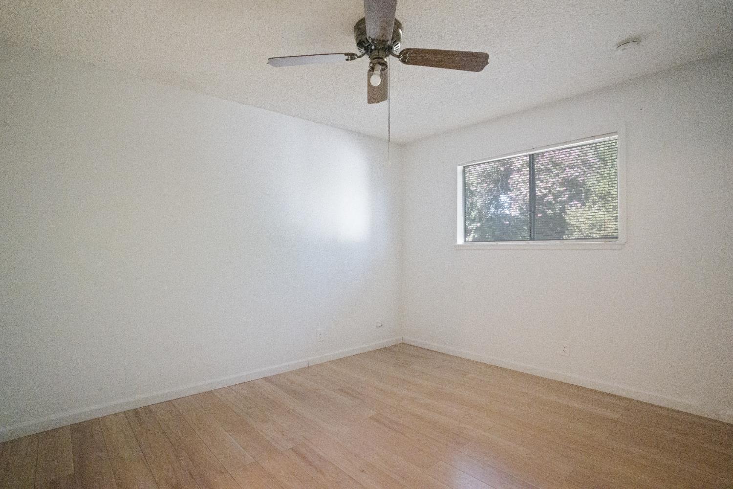 2739 Fine Ave, Clovis, CA 93612