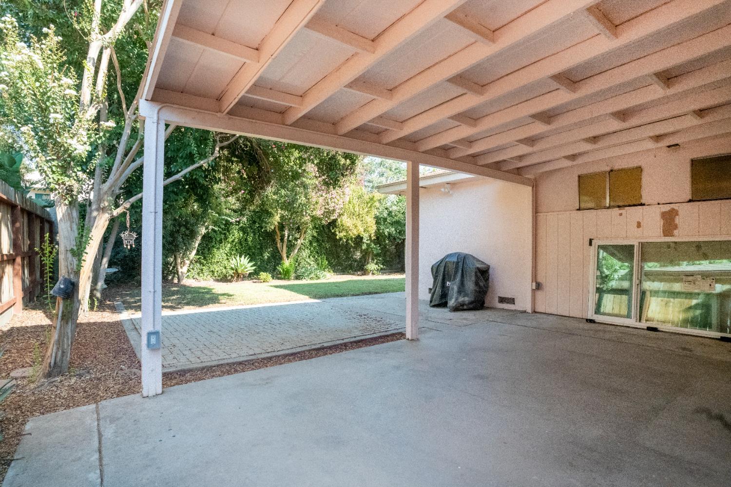 2739 Fine Ave, Clovis, CA 93612