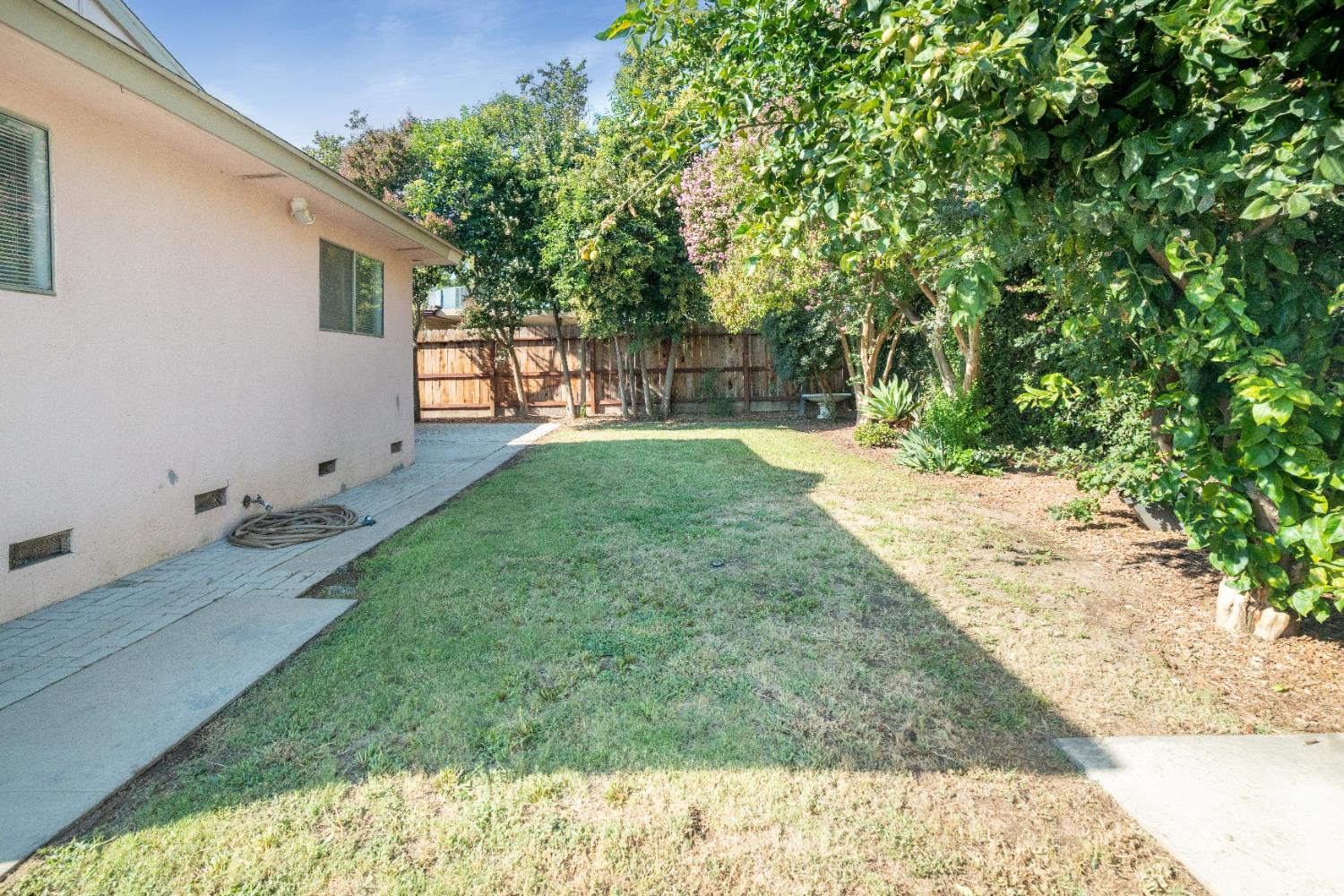 2739 Fine Ave, Clovis, CA 93612