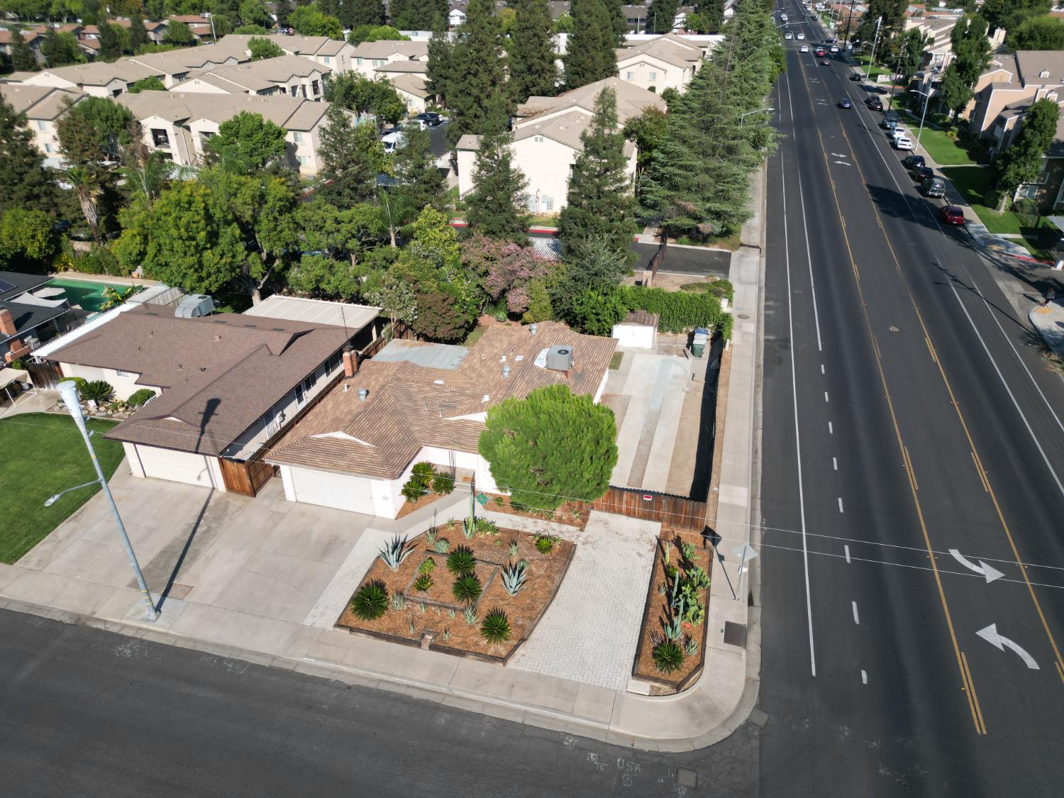 2739 Fine Ave, Clovis, CA 93612