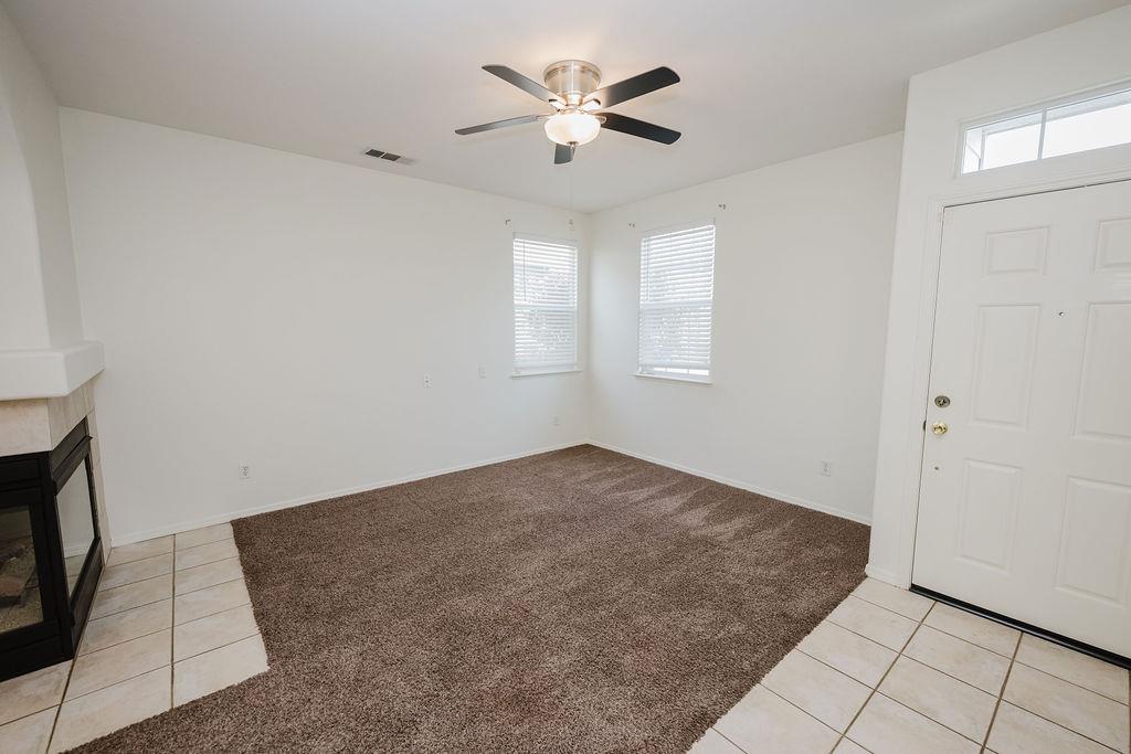 710 W Lisbon Ln, Clovis, CA 93619