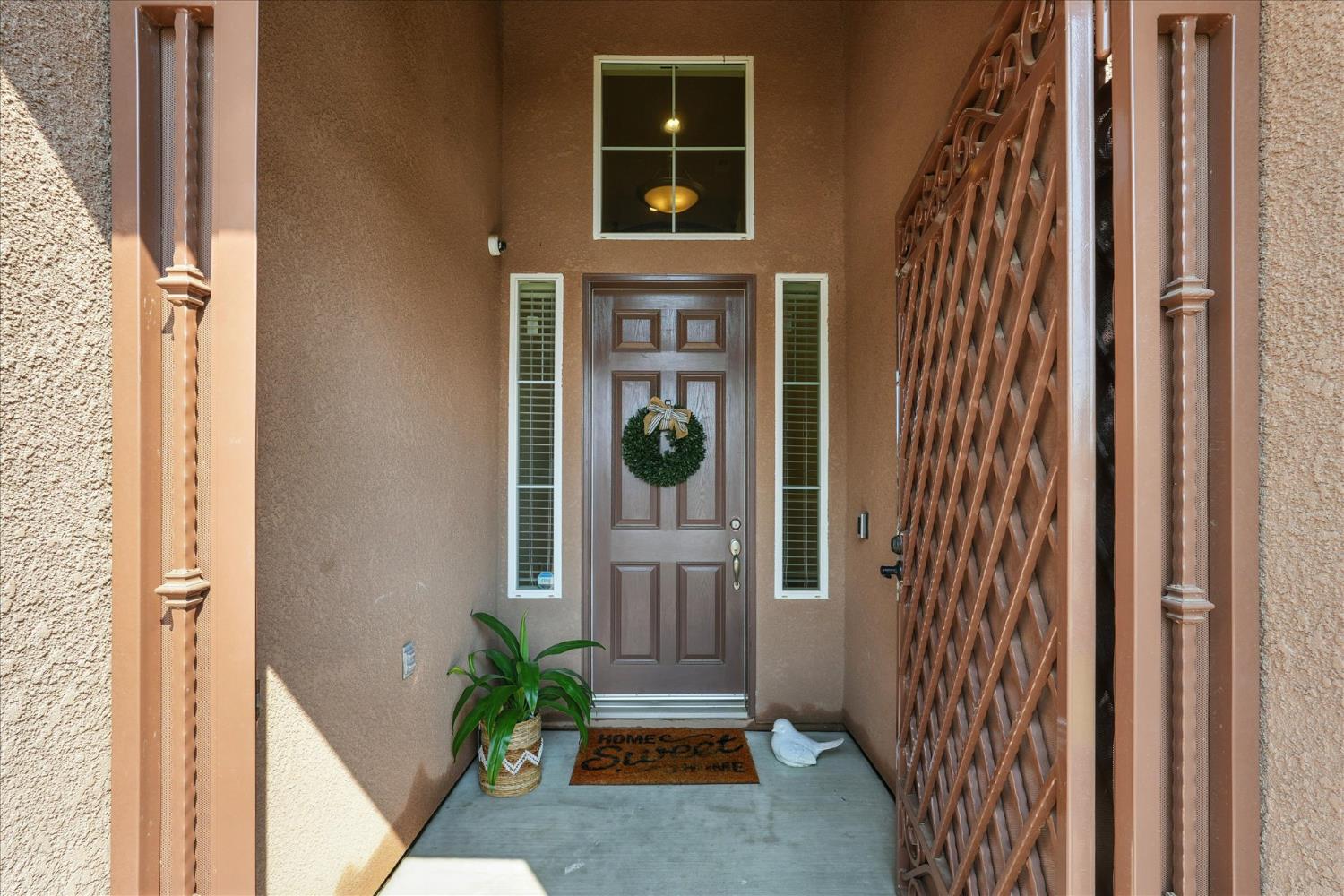 1117 Encino Ave, Clovis, CA 93619