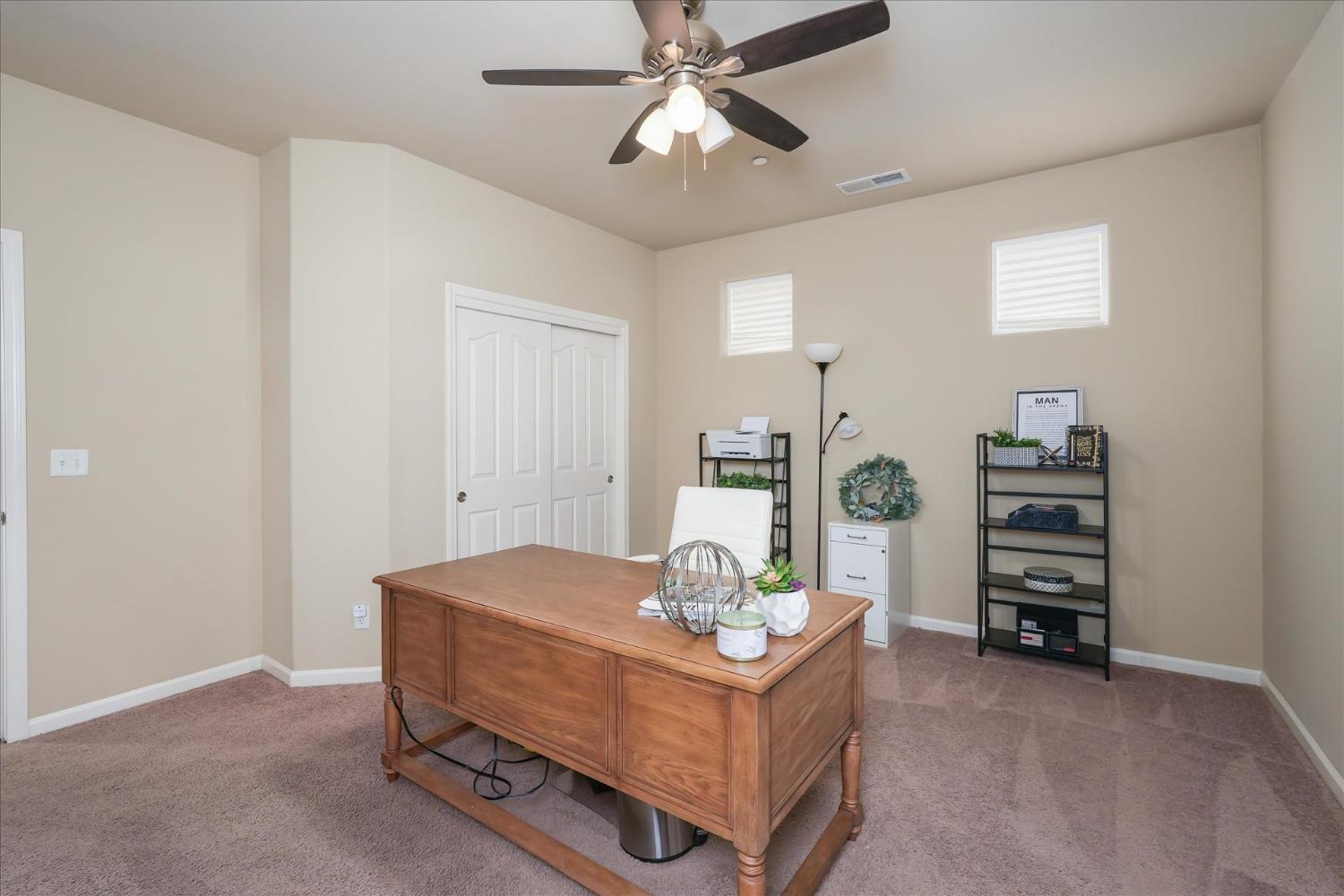 1117 Encino Ave, Clovis, CA 93619