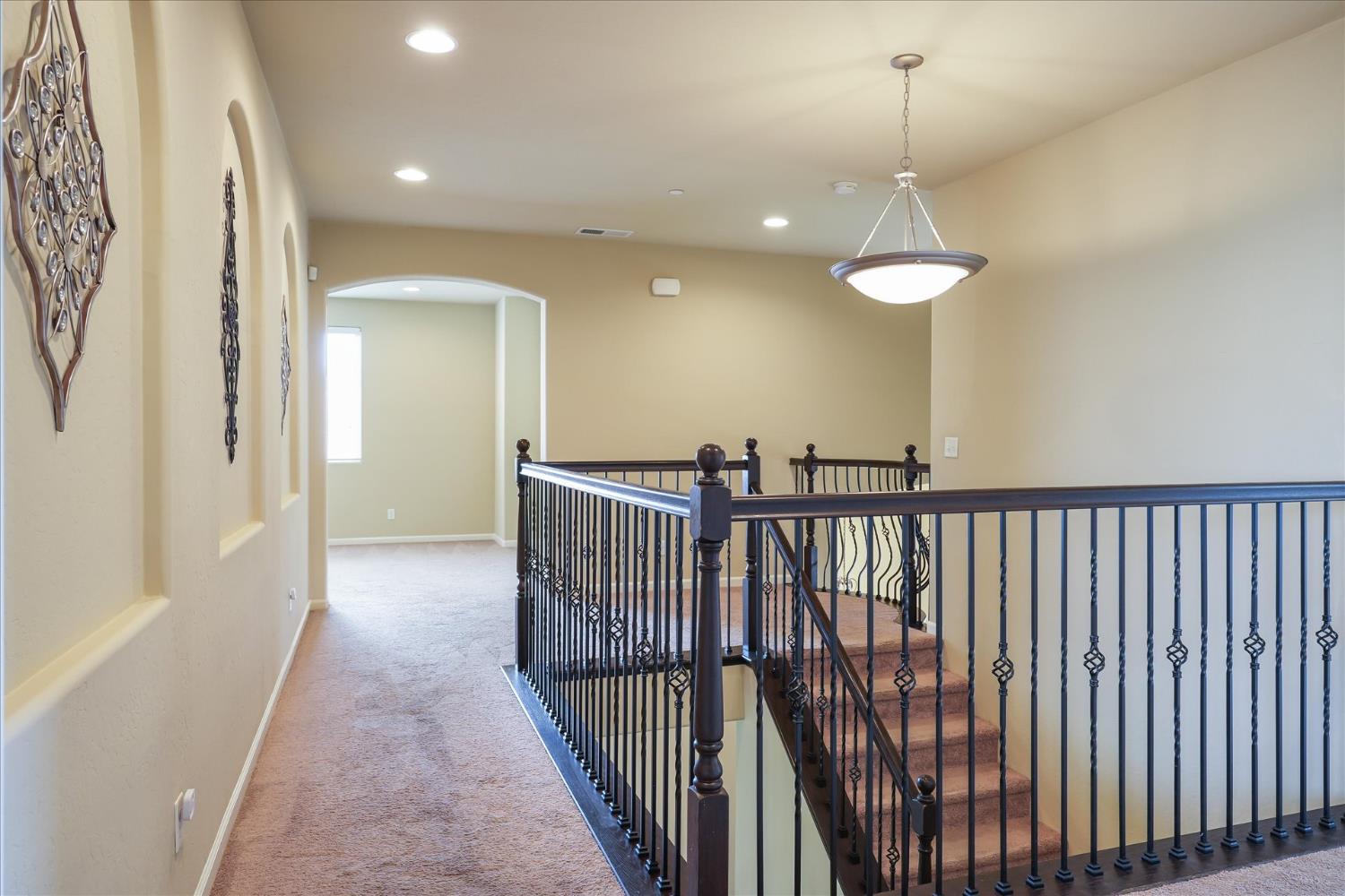 1117 Encino Ave, Clovis, CA 93619