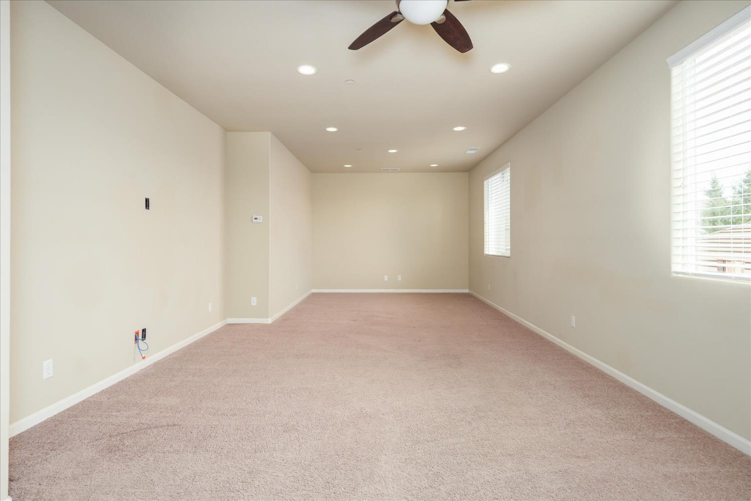 1117 Encino Ave, Clovis, CA 93619