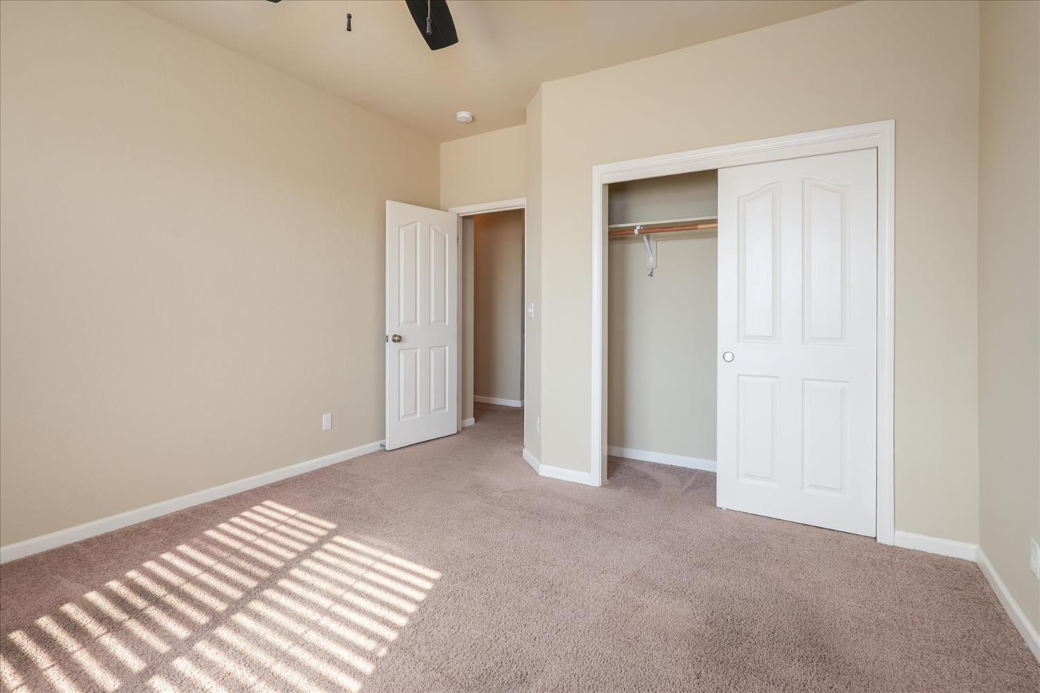 1117 Encino Ave, Clovis, CA 93619