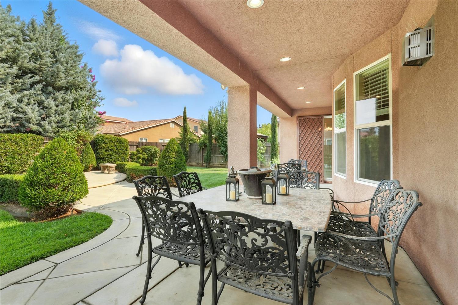1117 Encino Ave, Clovis, CA 93619