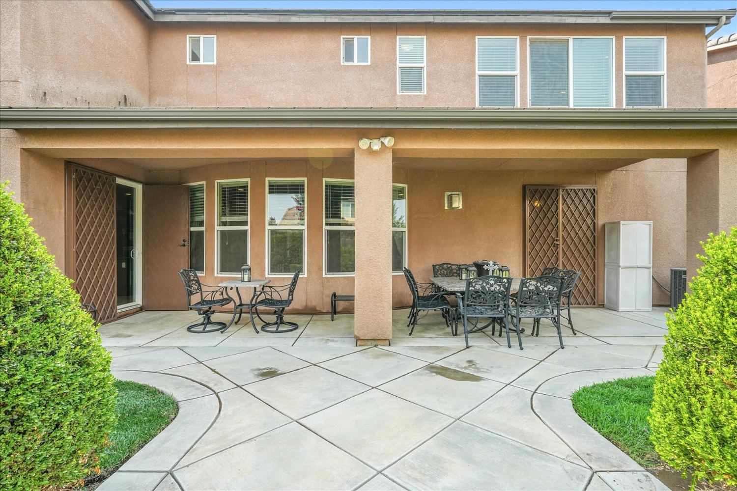 1117 Encino Ave, Clovis, CA 93619