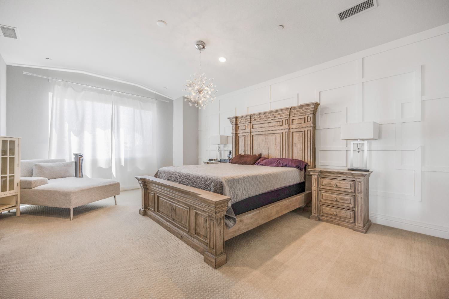 4066 Buckingham Ave, Clovis, CA 93619