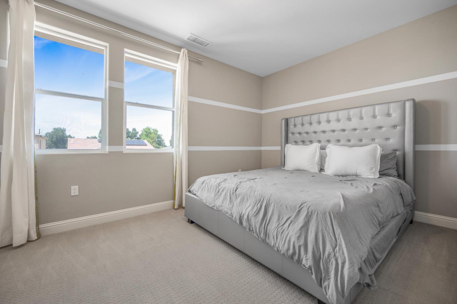 4066 Buckingham Ave, Clovis, CA 93619