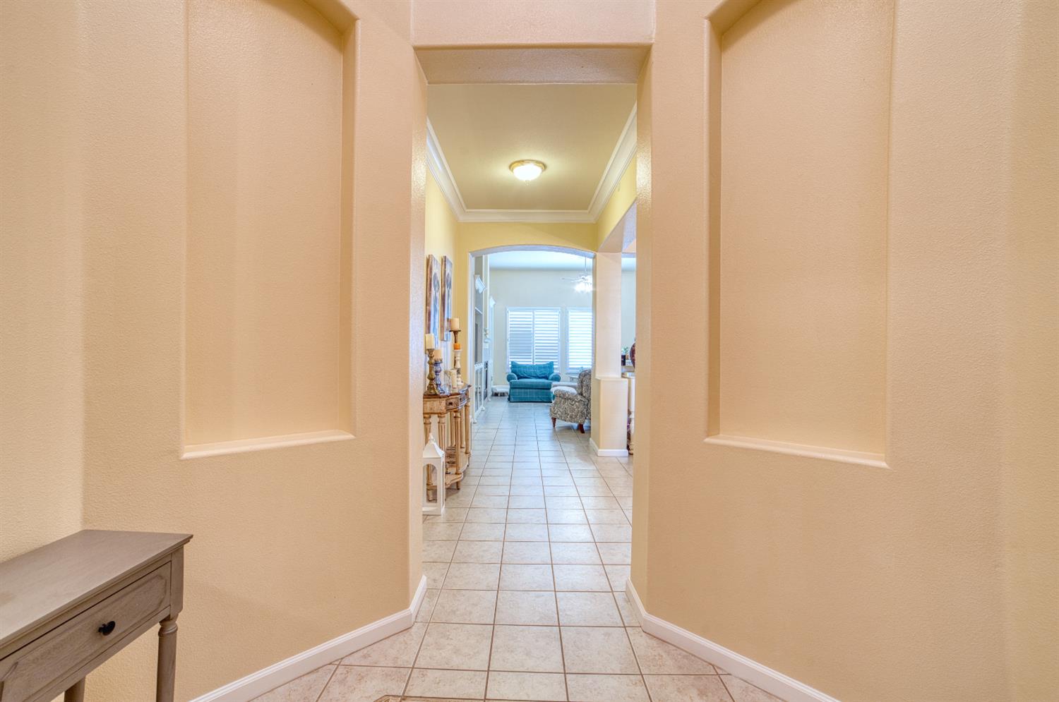 3129 Megan Ave, Clovis, CA 93611