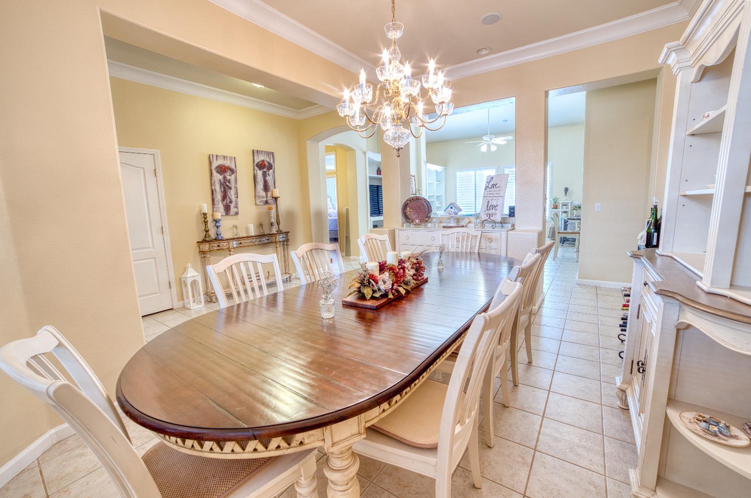 3129 Megan Ave, Clovis, CA 93611