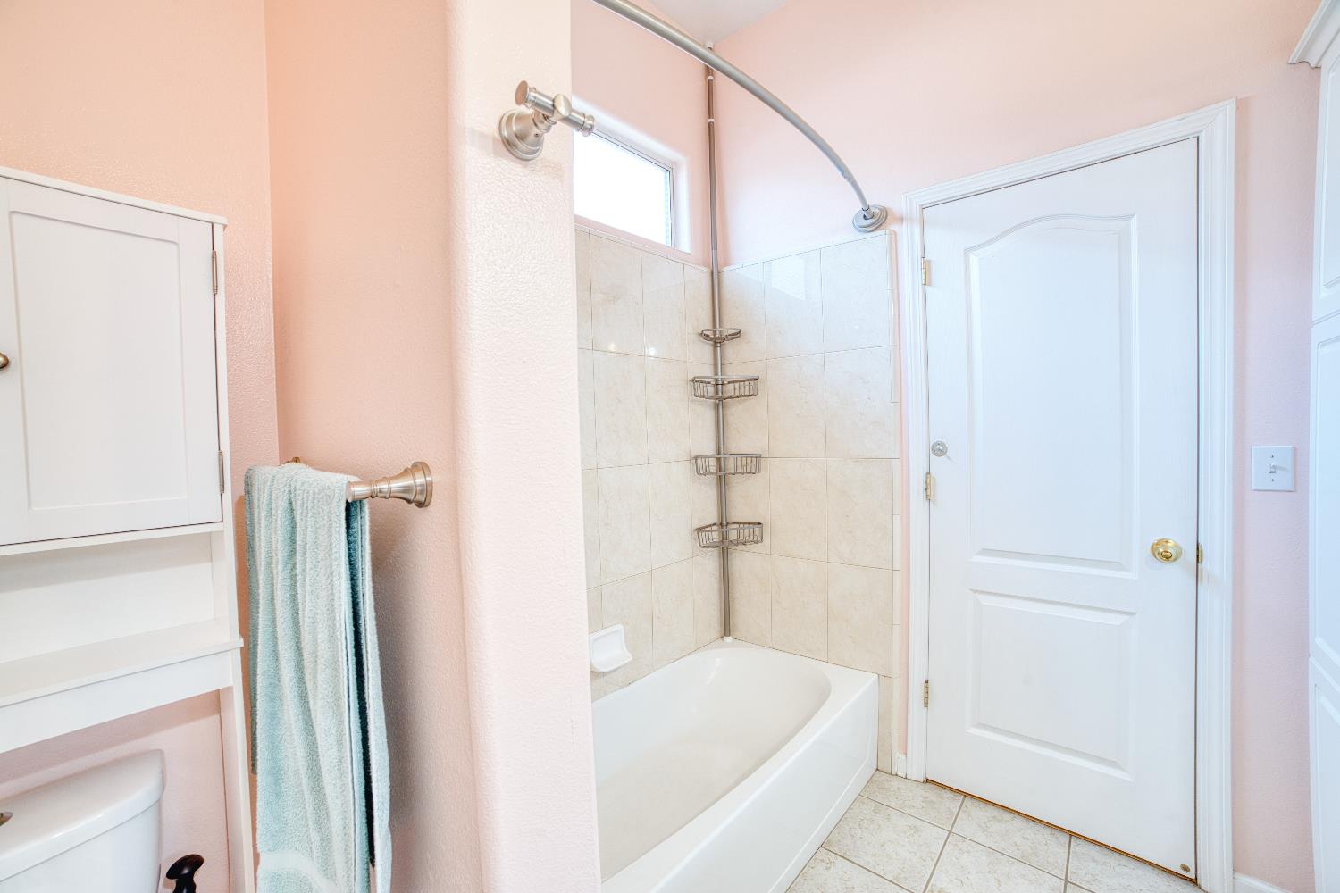 3129 Megan Ave, Clovis, CA 93611