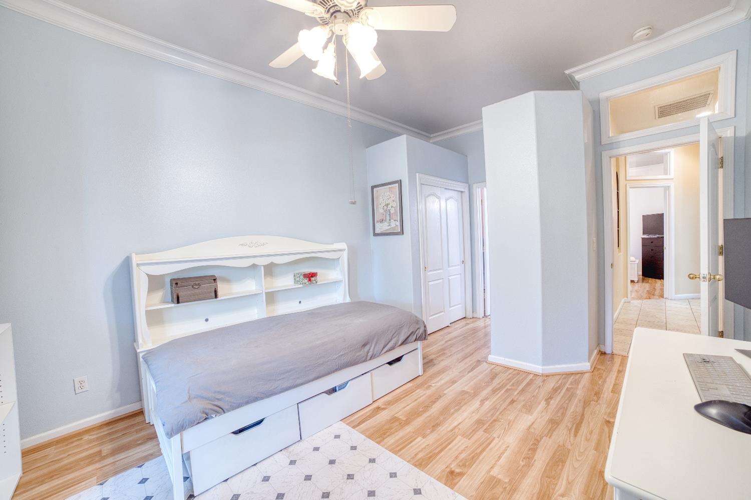 3129 Megan Ave, Clovis, CA 93611