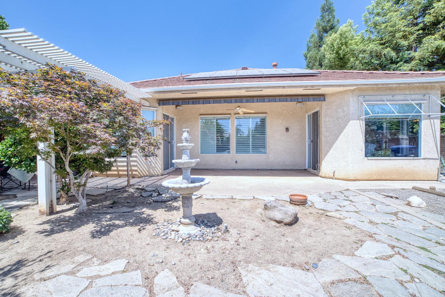 3129 Megan Ave, Clovis, CA 93611