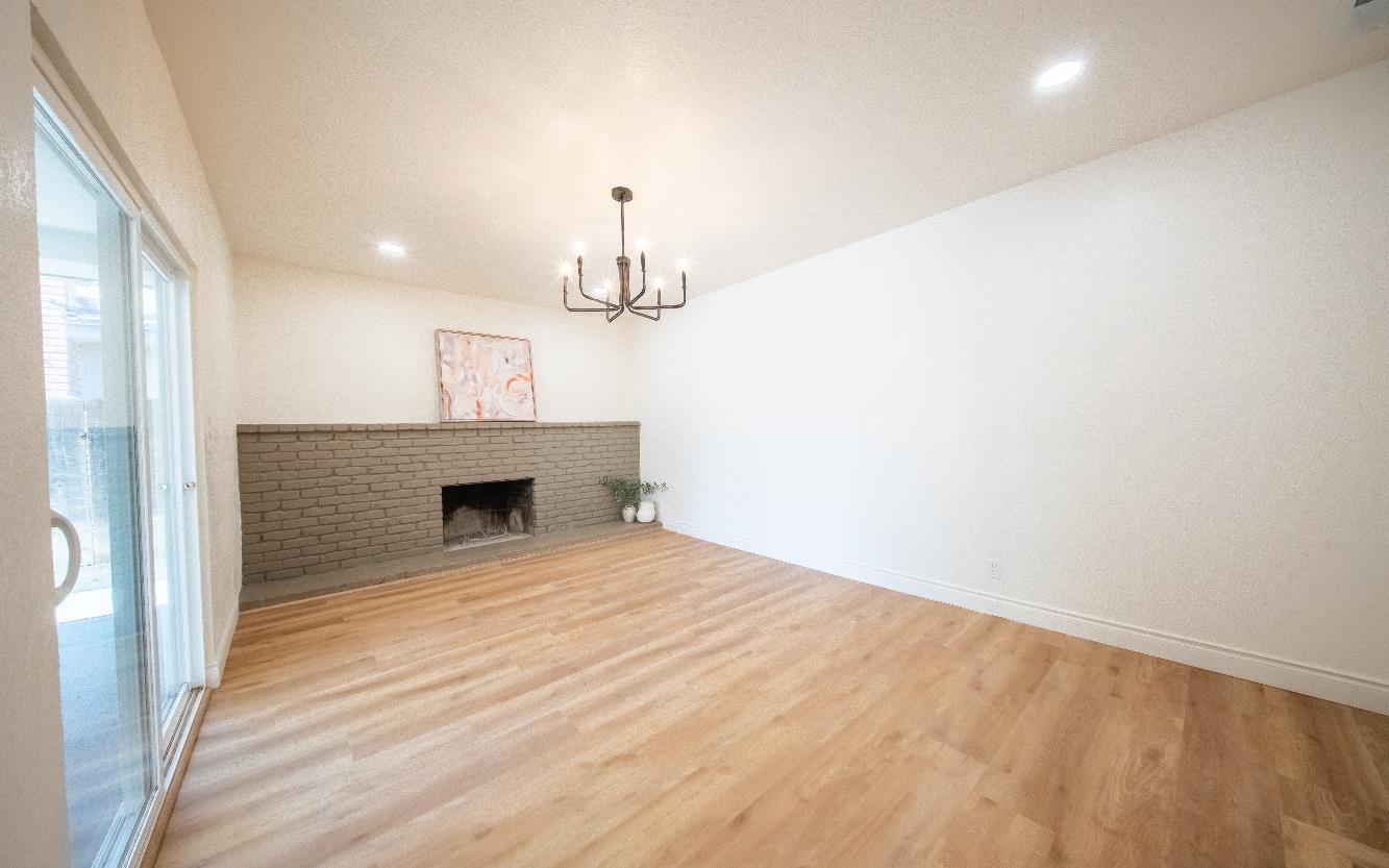 608 W Gettysburg Ave, Clovis, CA 93612