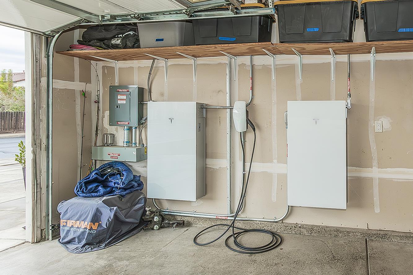 1175 Applegate Ave, Clovis, CA 93611