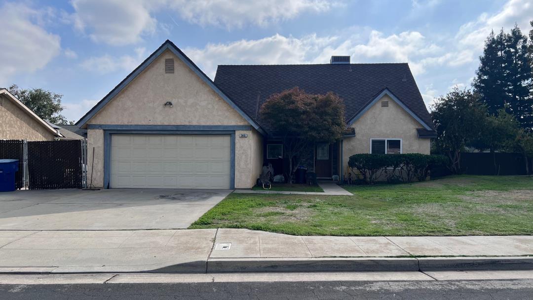 346 W Fremont Ave, Clovis, CA 93612