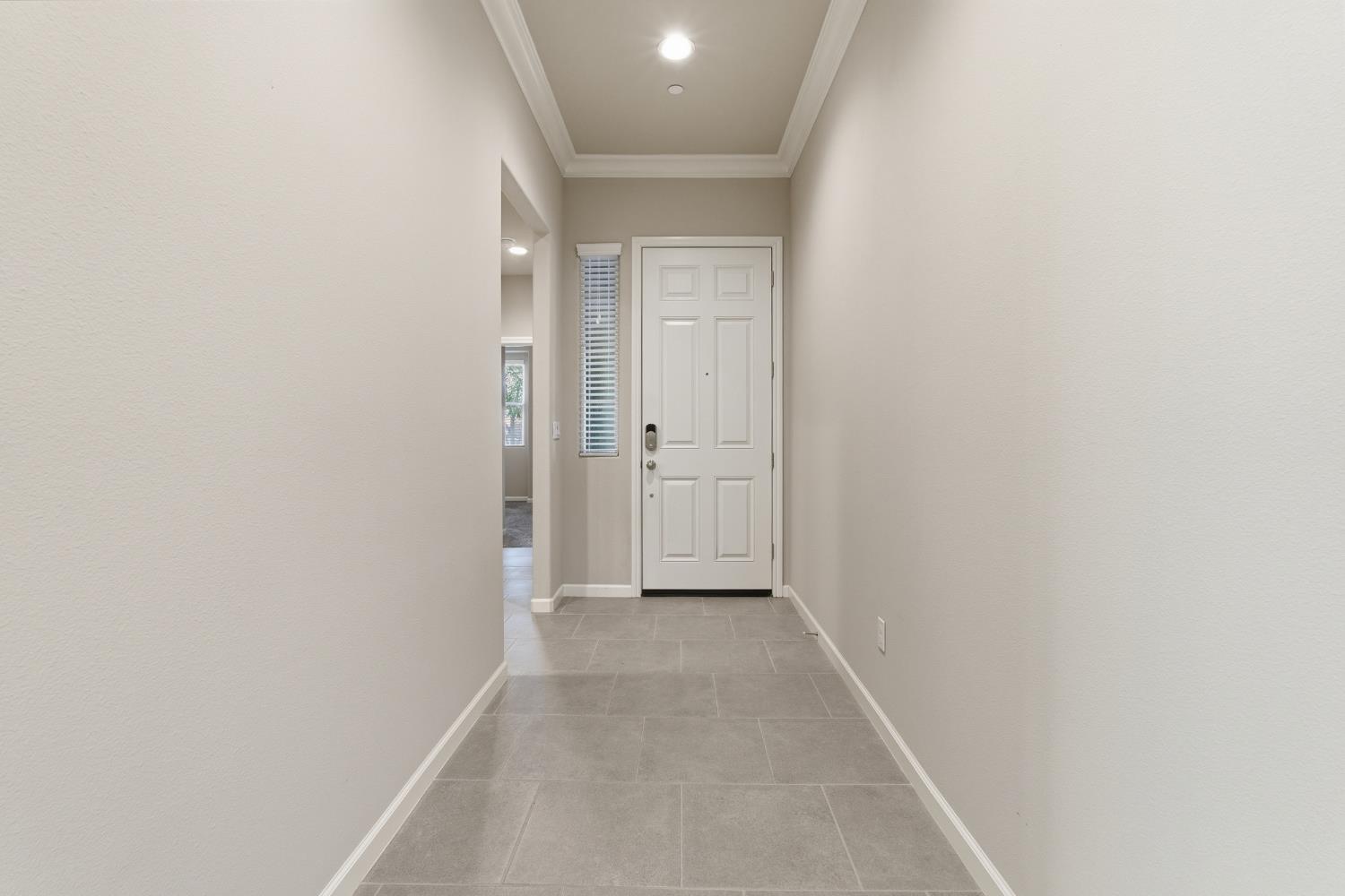 3938 Mecca Ave, Clovis, CA 93619