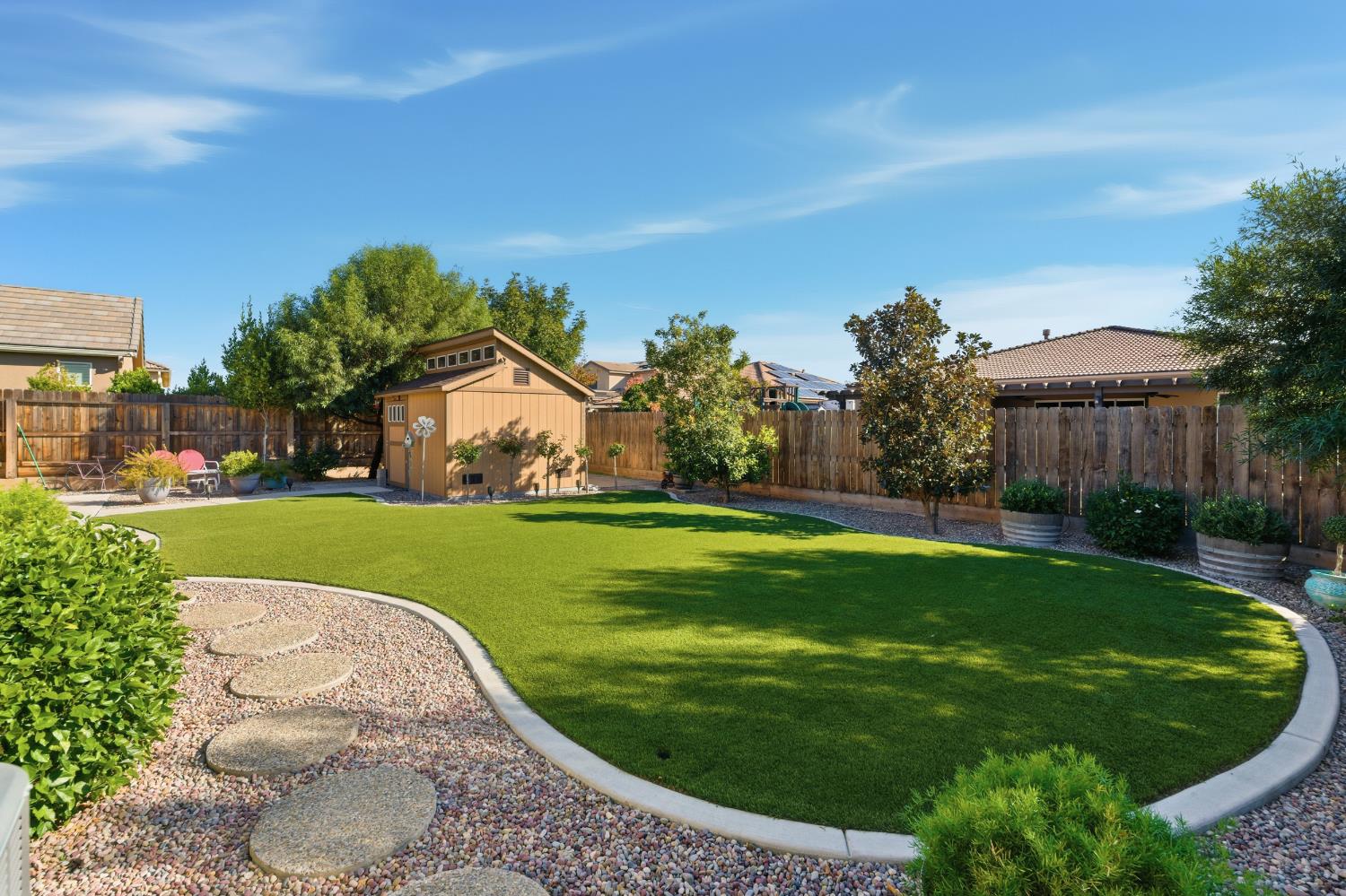 3938 Mecca Ave, Clovis, CA 93619