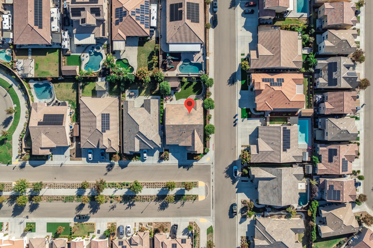 3938 Mecca Ave, Clovis, CA 93619