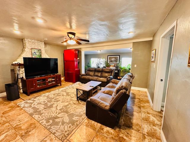 11236 E Herndon Ave, Clovis, CA 93619