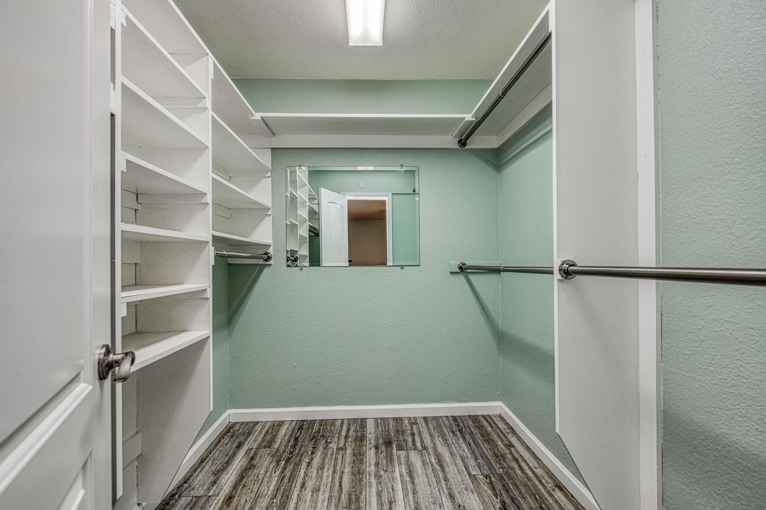 1091 Sierra Ave, Clovis, CA 93612