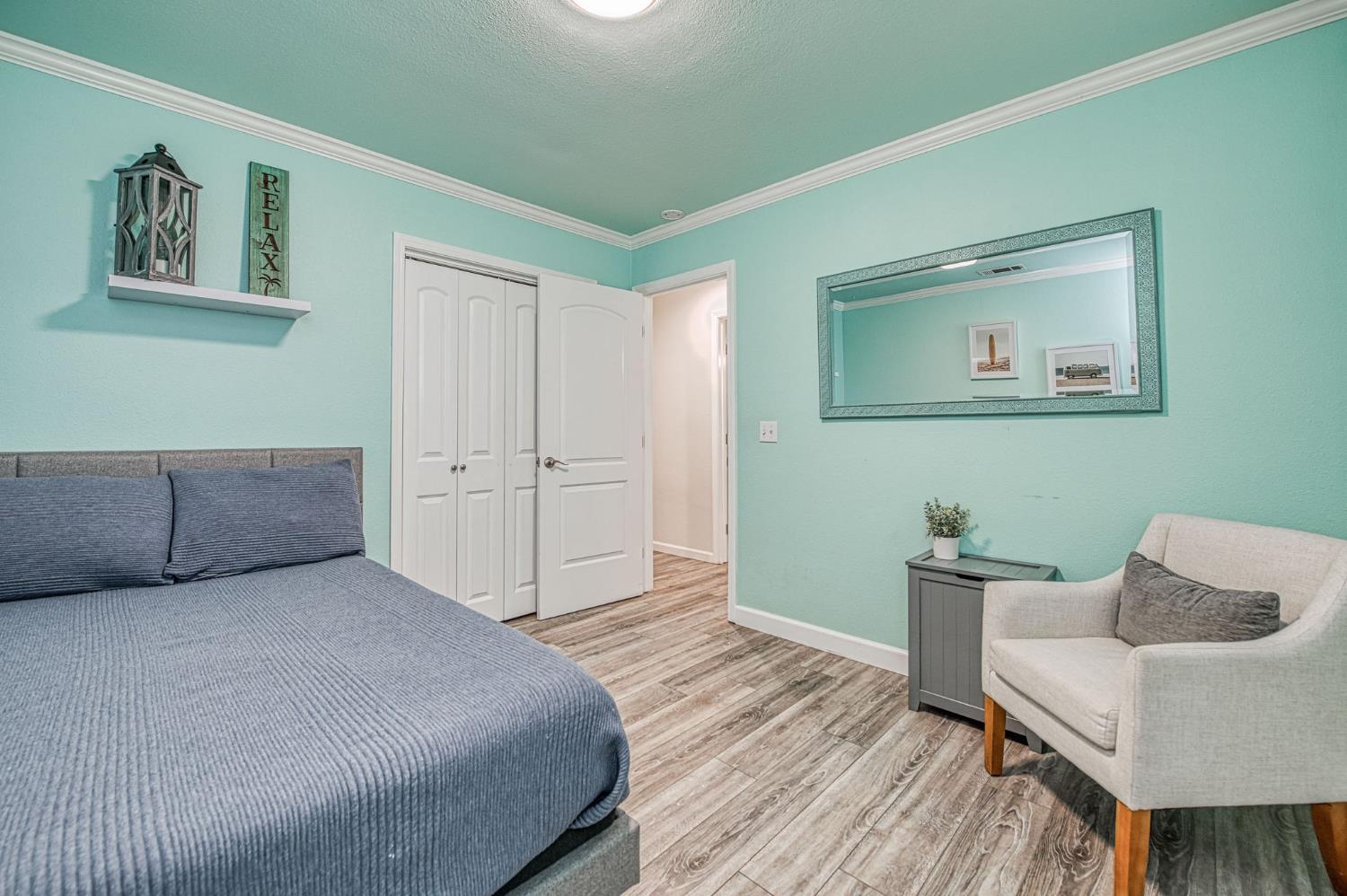 1091 Sierra Ave, Clovis, CA 93612