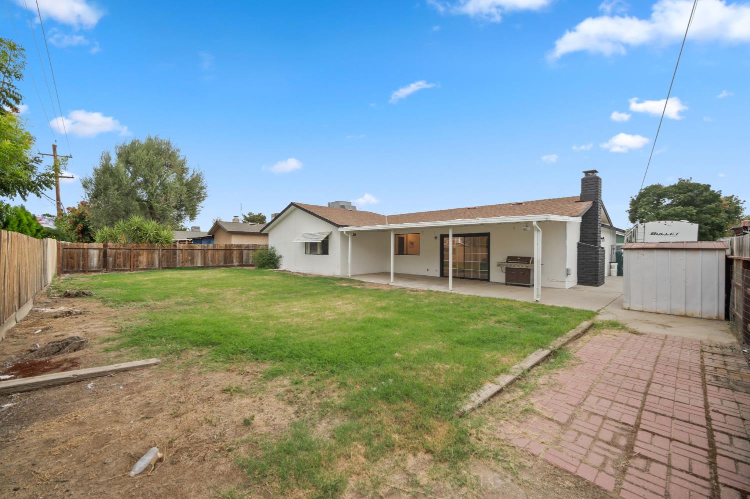 2932 Claremont Ave, Clovis, CA 93611
