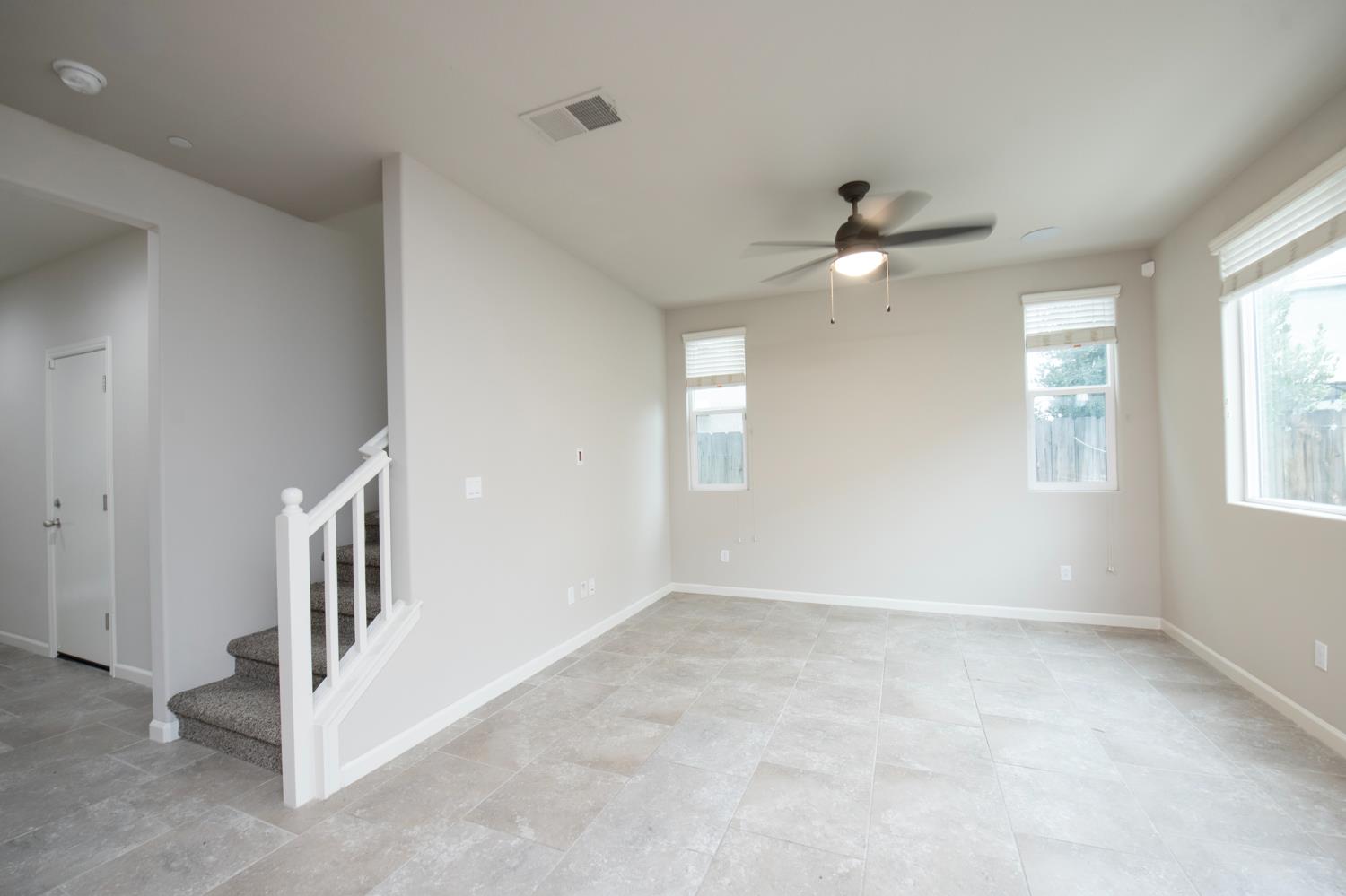 3740 Euphoria Way, Clovis, CA 93619