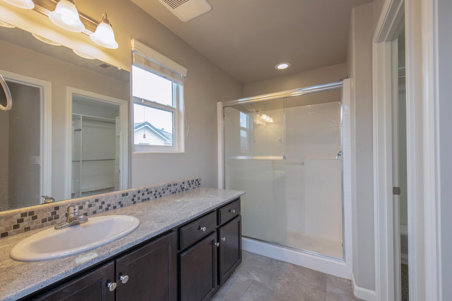 3740 Euphoria Way, Clovis, CA 93619