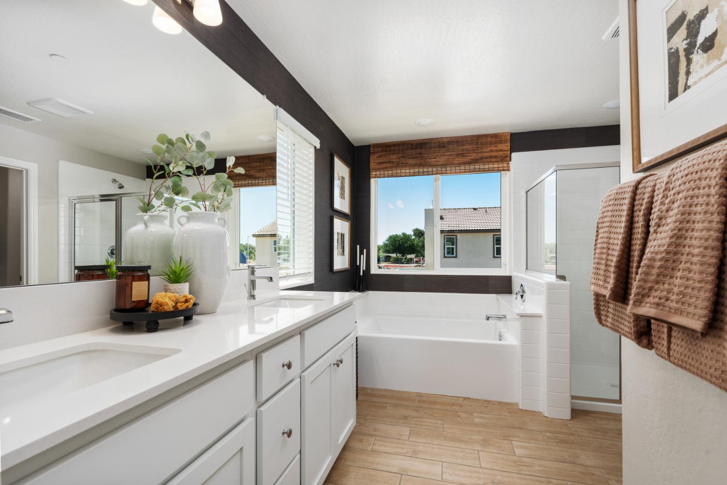 1543 Redbrick Ln, Clovis, CA 93619