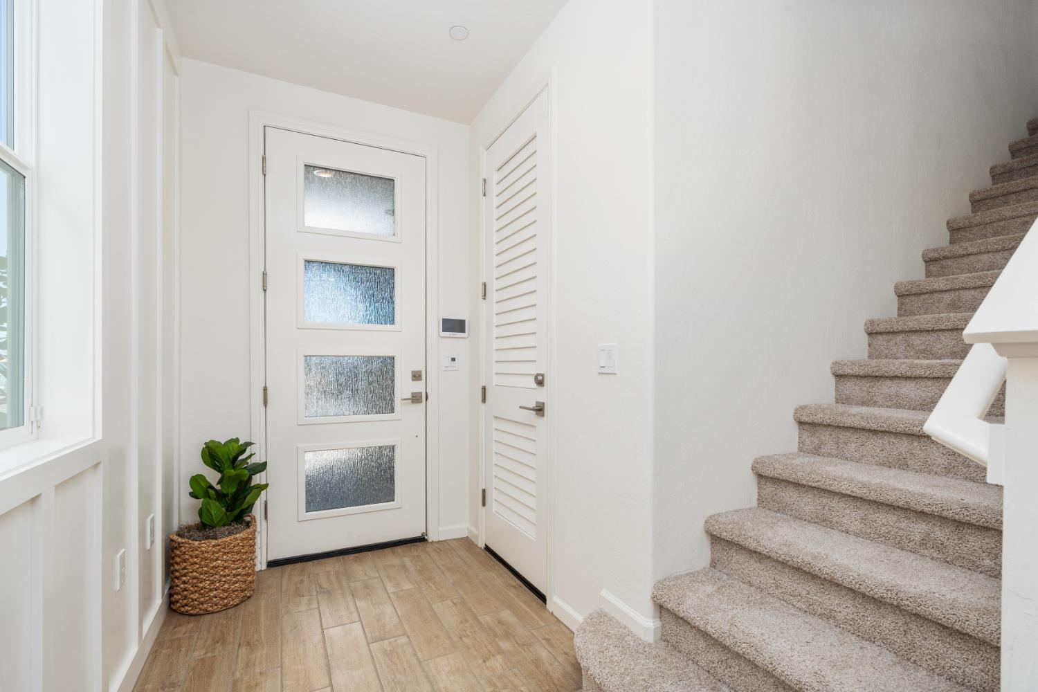 1543 Redbrick Ln, Clovis, CA 93619