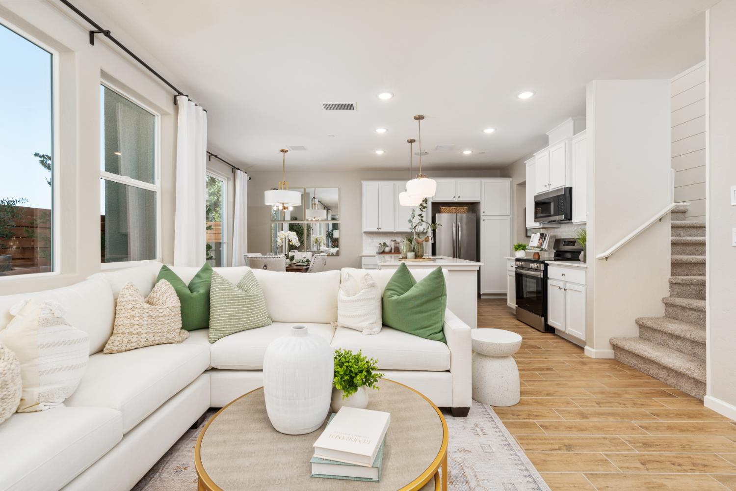 1519 Redbrick Ln, Clovis, CA 93619