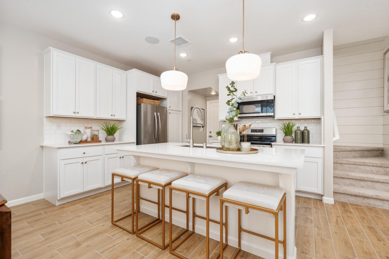 1519 Redbrick Ln, Clovis, CA 93619